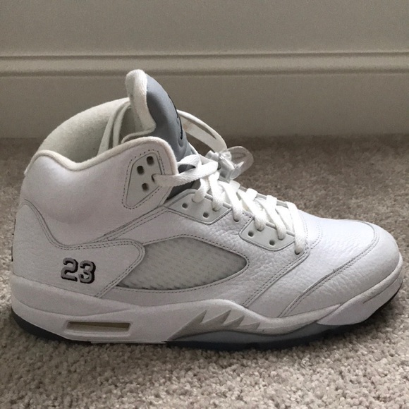 retro 5 white metallic